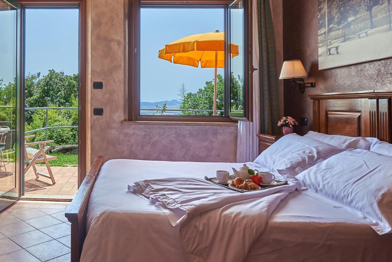 Casanova - Panoramic Rooms And Suites San Quirico dʼOrcia Exterior foto